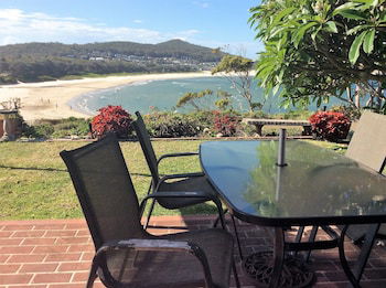Seascape At Fingal Bay - Accommodation Burleigh 1