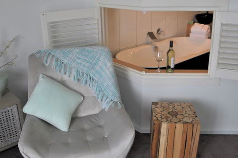 Ulverstone River Edge Apartments - Accommodation Burleigh 4