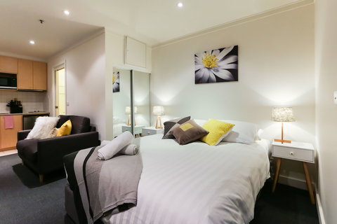 WILLOW, Carlton Studio Apartment - Accommodation Burleigh 2