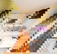 ALEXANDER 2BDR South Melbourne House - Accommodation Burleigh