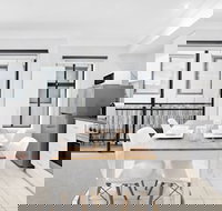 SIENNA 1BDR South Melbourne Apartment - Accommodation Burleigh