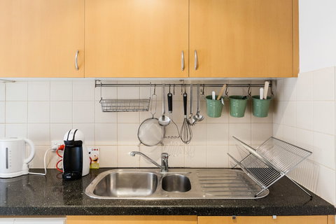 NAOMI, 2BDR South Melbourne Apartment - Accommodation Burleigh 2