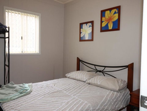 Silversands Beach House - Accommodation Burleigh 4