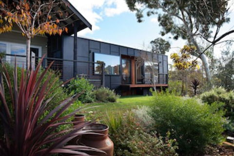 The Clubhouse - Accommodation Burleigh 0