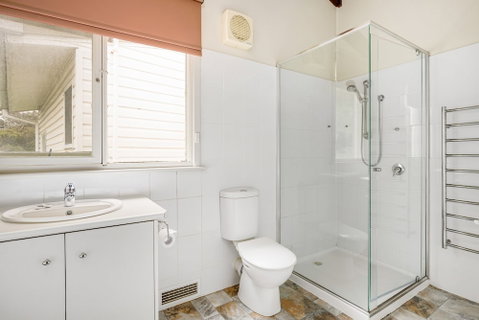 Beach Front Beauty - Accommodation Burleigh 4