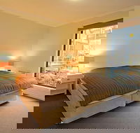 Higgi Drive 3 - Accommodation Burleigh