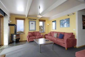 Alpine Haven 2 - Accommodation Burleigh 1