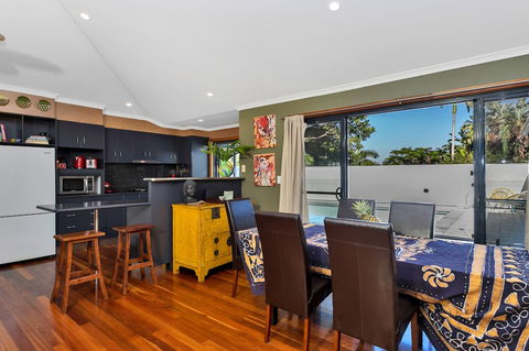 A PERFECT STAY - Jannah - Accommodation Burleigh 6