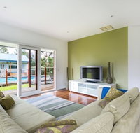 Pool Haven on Leah - Accommodation Burleigh