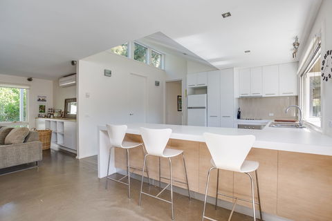 Portsea Place - Accommodation Burleigh 5