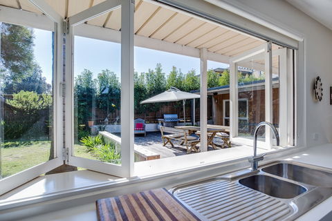 Portsea Place - Accommodation Burleigh 0
