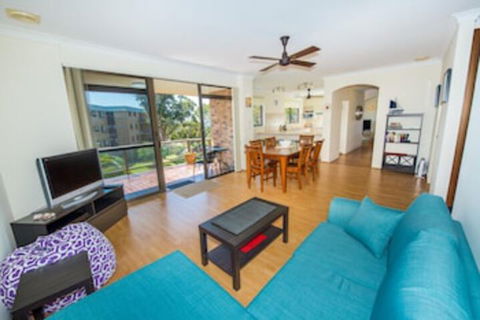 St George Unit 5 - Nelson Bay - Accommodation Burleigh 0