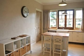 La Maisonette - Gorgeous 2 Bedroom - Accommodation Burleigh 0
