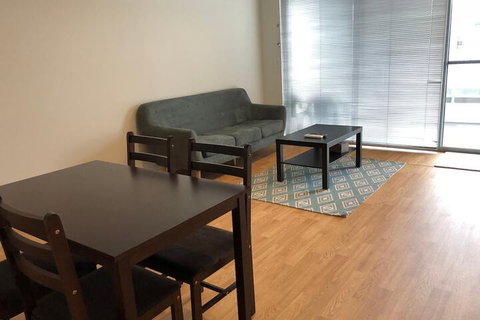 Apartment In Queens Park - Accommodation Burleigh 1