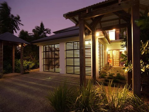 Hai Villa Port Douglas - Accommodation Burleigh 0