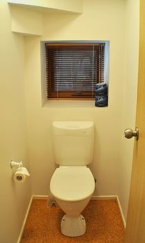 Eacottage - Accommodation Burleigh 2