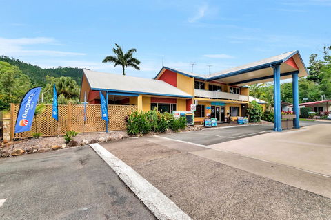 Discovery Parks - Airlie Beach - Accommodation Burleigh 2