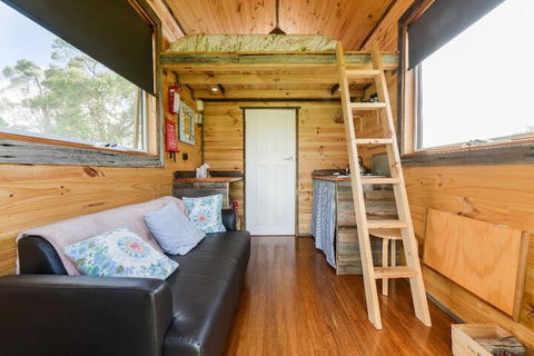 Live Big In The Gurdies Tiny House With A View - Accommodation Burleigh 2