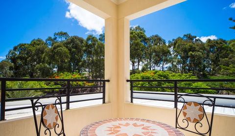 LUXE At Sanctuary Cove - Accommodation Burleigh 6