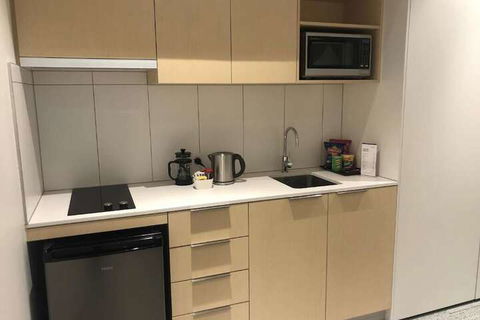 Quest Notting Hill - Accommodation Burleigh 4