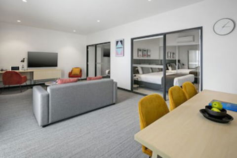 Quest Notting Hill - Accommodation Burleigh 0