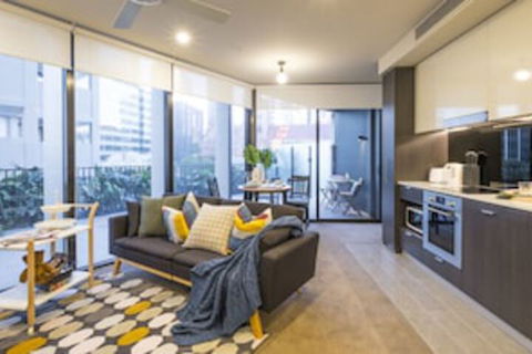 Homely Apartment At CBD Queen St - Accommodation Burleigh 0