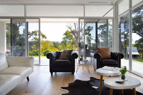 Barwidgee - Accommodation Burleigh 4