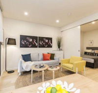 One Bedder With Pool Very Close to City - Accommodation Burleigh