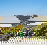 Ebony Twigg - Accommodation Burleigh