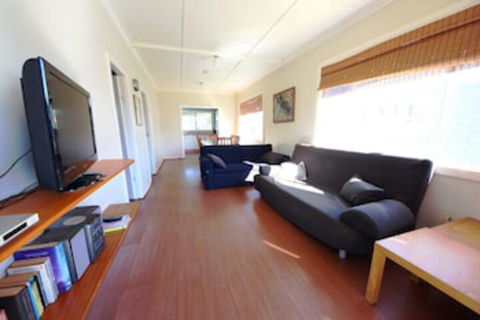 Frog Hollow At Hat Head - Accommodation Burleigh 0
