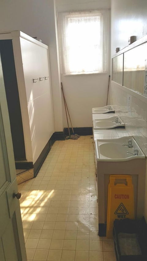 Orbost Club Hotel - Accommodation Burleigh 6
