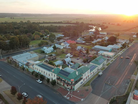 Orbost Club Hotel - Accommodation Burleigh 0