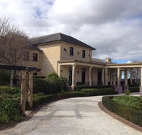 Linden Hall - Accommodation Burleigh