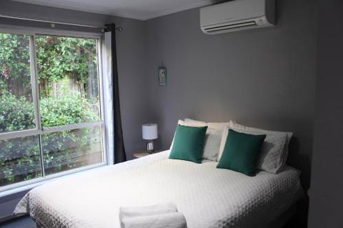 Aqualuna Apartments - Accommodation Burleigh 2
