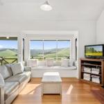 Joanna Cottage - Accommodation Burleigh 0