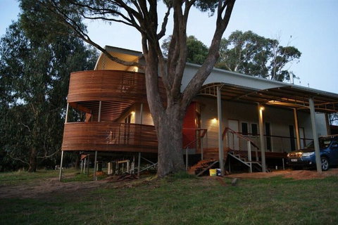 Eagles Nest - Accommodation Burleigh 1