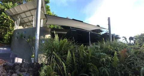 Earthship Daintree - Accommodation Burleigh 4