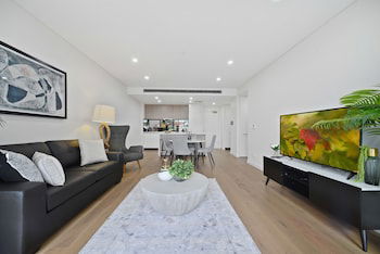 Ultra Modern Luxurious Home In Tranquil Sydney - Accommodation Burleigh 0