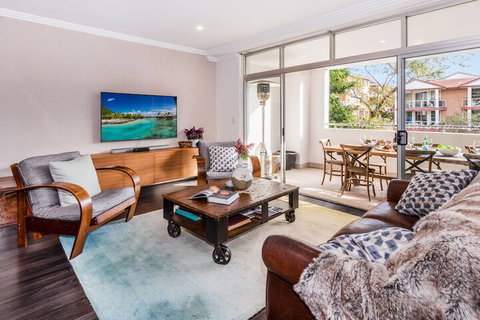 Bondi Bae - Accommodation Burleigh 3