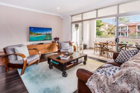 Bondi Bae - Accommodation Burleigh 0