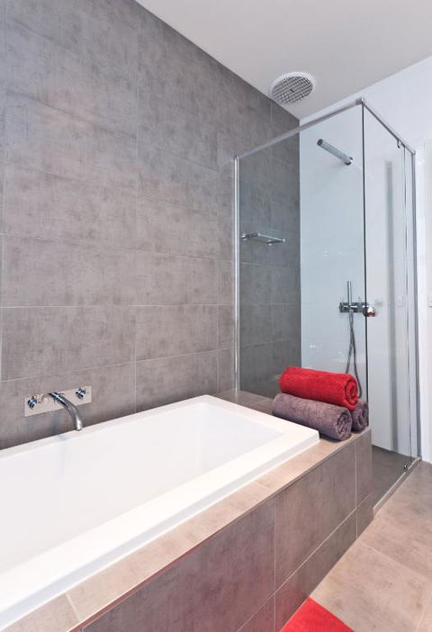Amaroo - Accommodation Burleigh 3