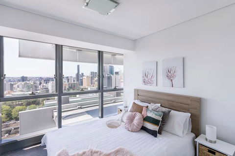 Airhome Brisbane CBD Apartments - Accommodation Burleigh 4