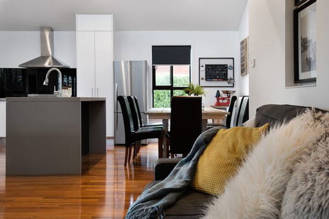 Gorge Vue On Main - Accommodation Burleigh 1