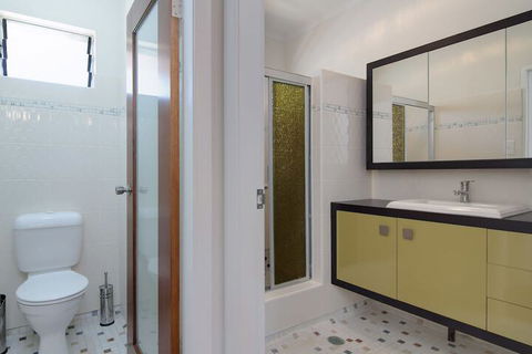 Silver Sands - A Unique Retro Beauty - Accommodation Burleigh 7