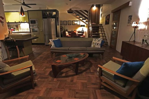Silver Sands - A Unique Retro Beauty - Accommodation Burleigh 5