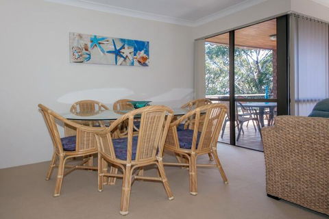 Kamilaroi Unit 6, 58-60 Magnus Street - Accommodation Burleigh 4
