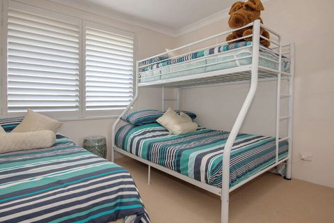 Kamilaroi Unit 6, 58-60 Magnus Street - Accommodation Burleigh 3