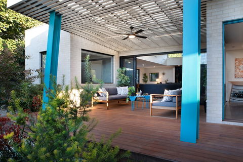 Arenas South - Accommodation Burleigh 3