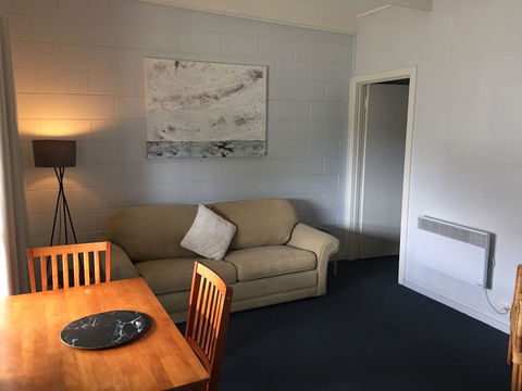 Prom Coast Apartments - Accommodation Burleigh 5
