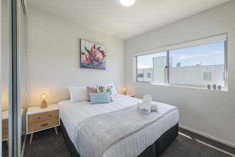 Astra Apartments Merewether - Accommodation Burleigh 1